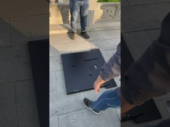 एक हल्का प्रदर्शन स्टैंड