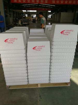 Coroplast 3mm USPS शिपिंग प्लास्टिक टोट्स हल्का टिकाऊ